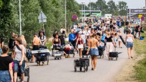 Politiet advarer mod livsfarlig opførsel ved Roskilde Festival | Indland